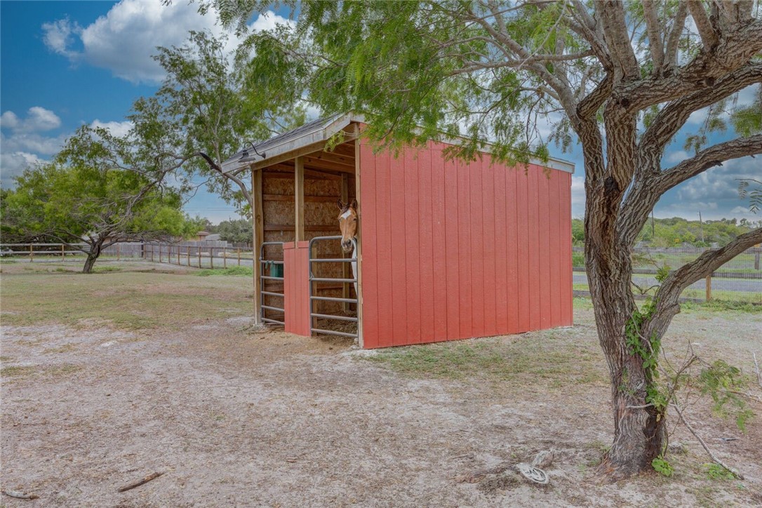 2745 Debra Lane Property Photo 8