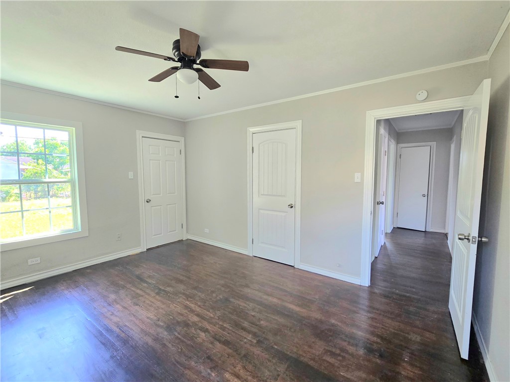 1367 Normandy Dr Property Photo 9