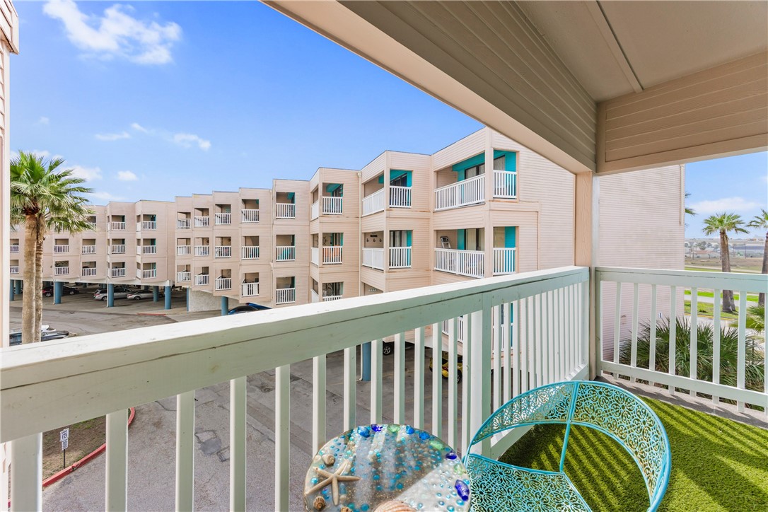 3938 Surfside Blvd 2244 Property Photo 17