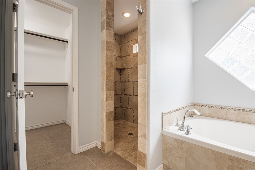 13946 Jibstay St Property Photo 25