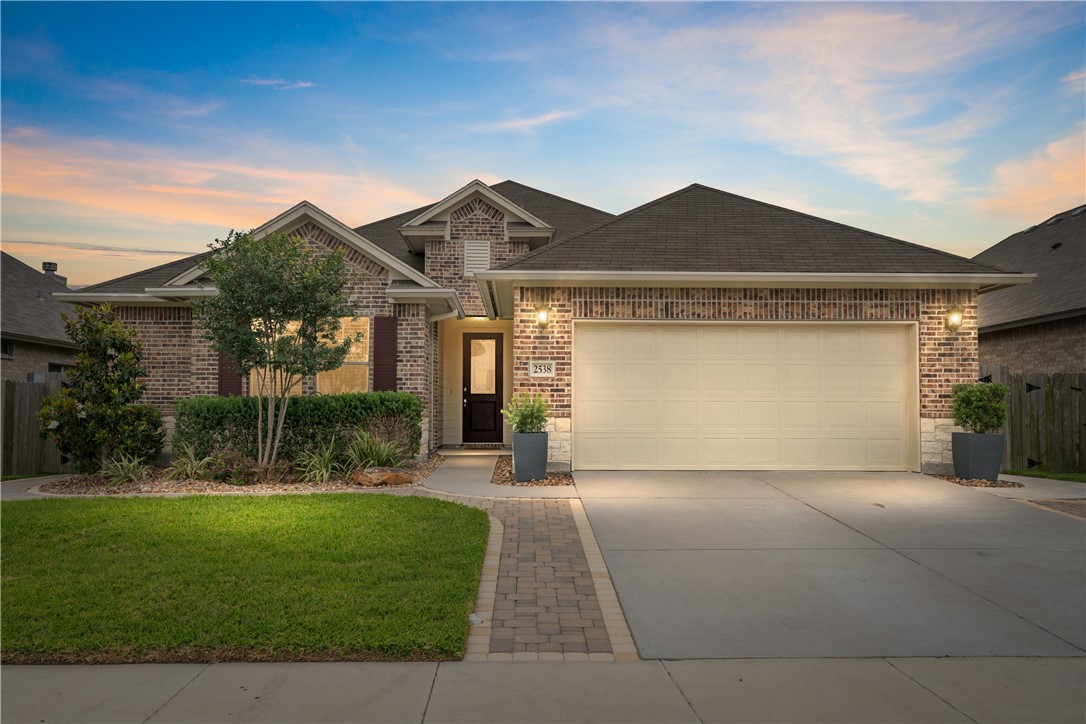 2538 Las Estrellas St Property Photo 1