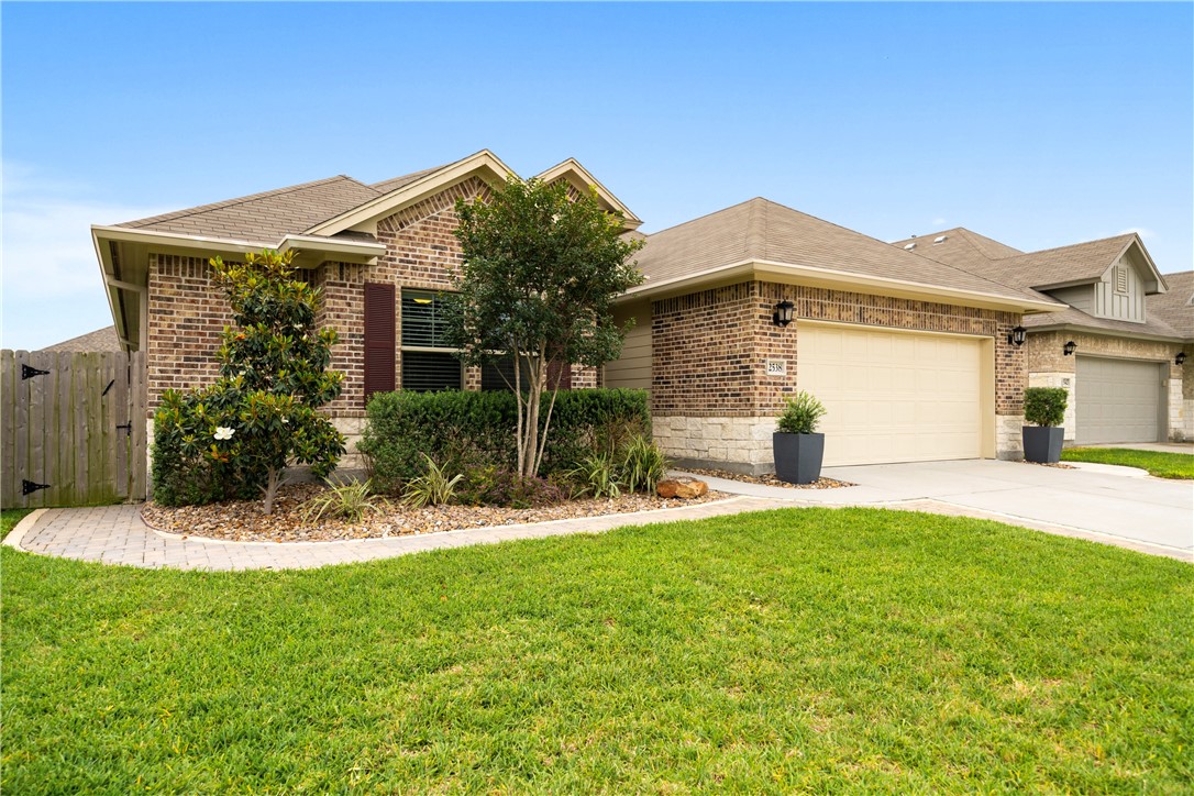 2538 Las Estrellas St Property Photo 2