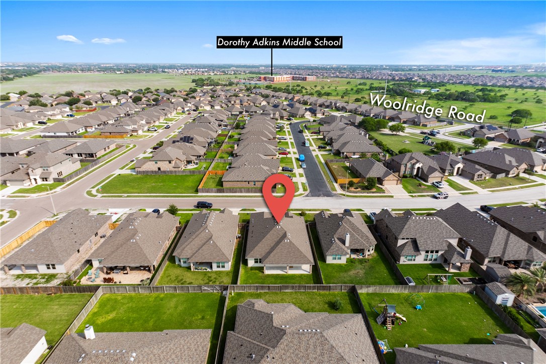 2538 Las Estrellas St Property Photo 4