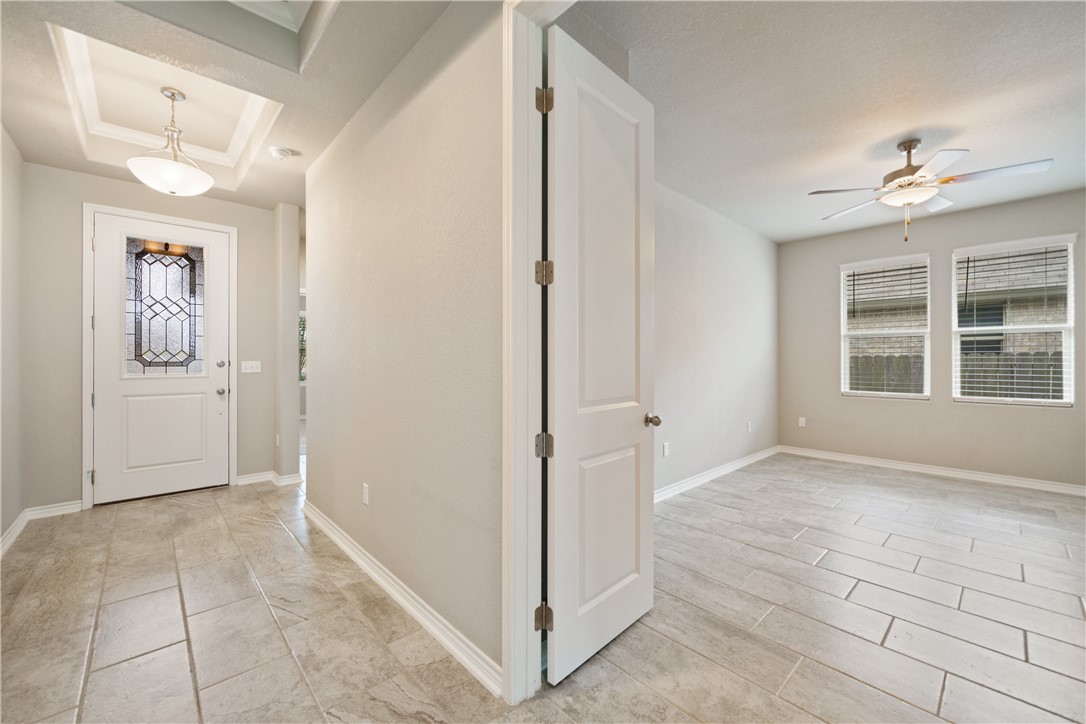 2538 Las Estrellas St Property Photo 8