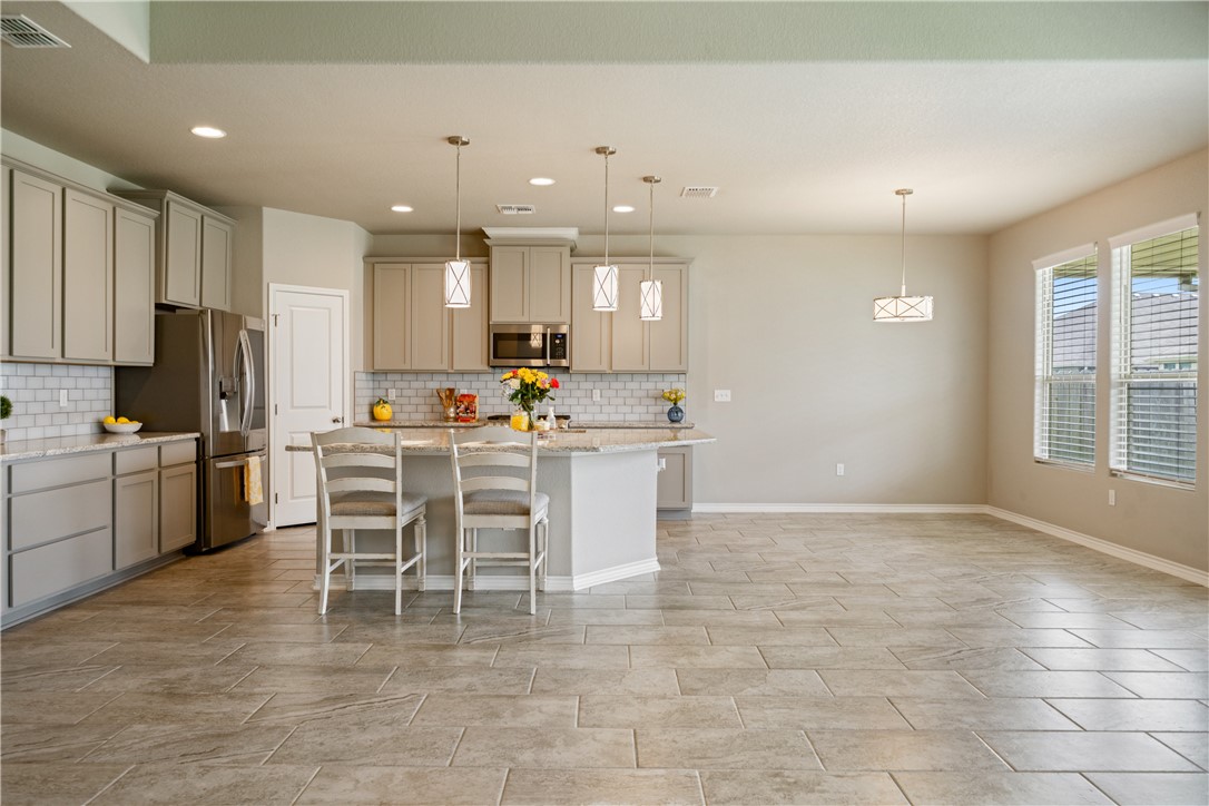 2538 Las Estrellas St Property Photo 10