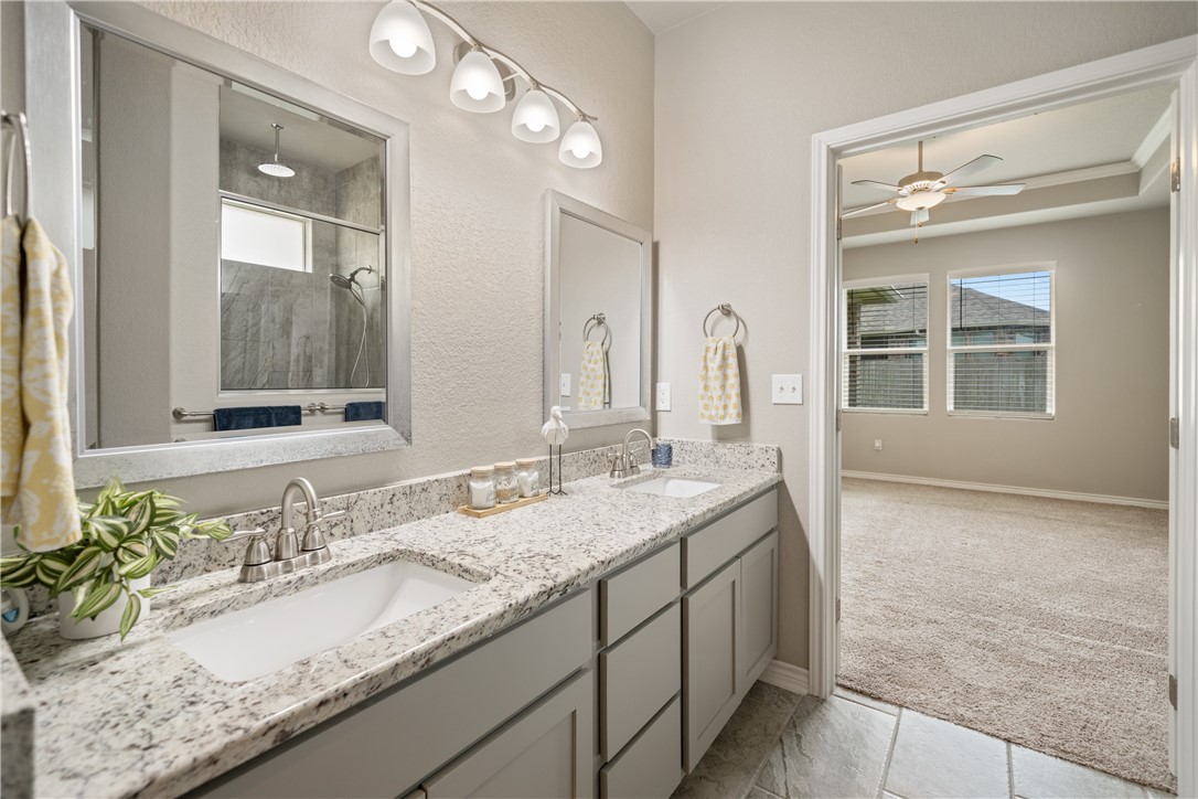 2538 Las Estrellas St Property Photo 24