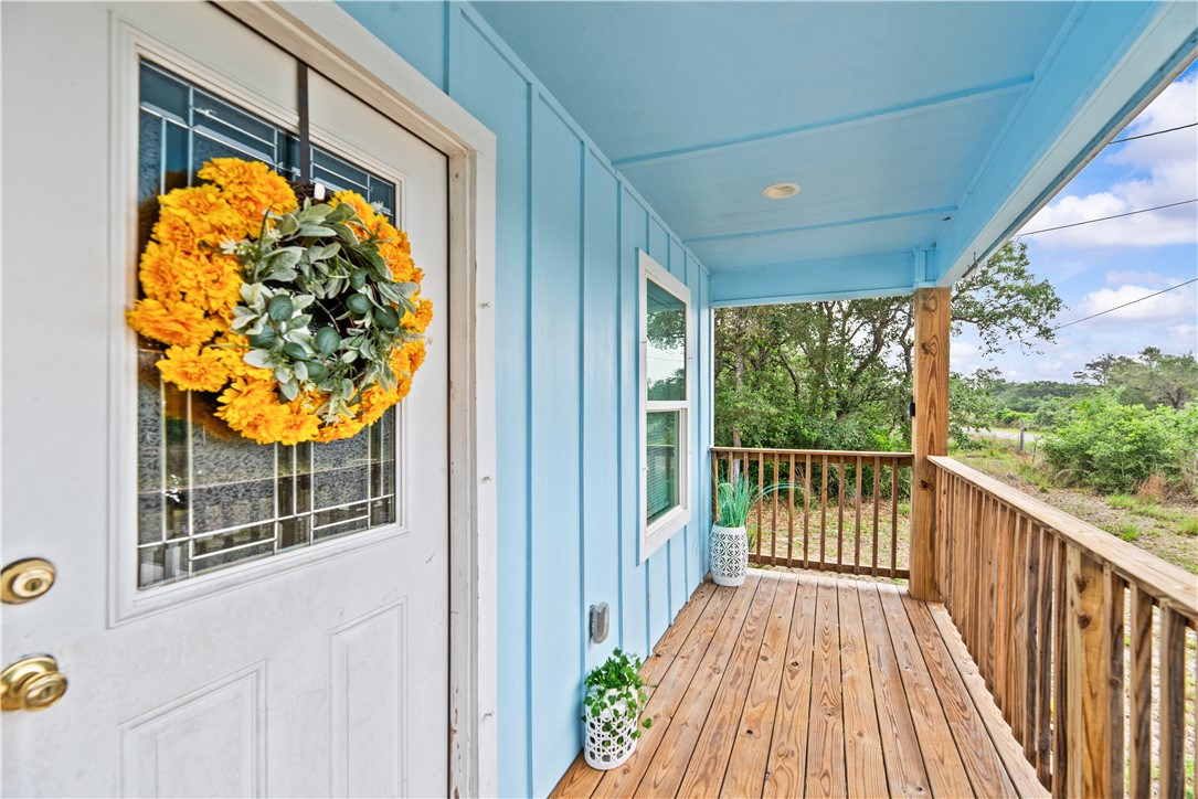 2111 Lone Star Property Photo 4