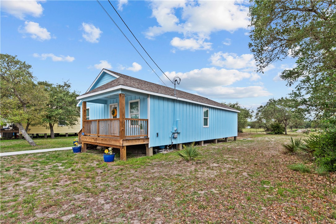 2111 Lone Star Property Photo 5