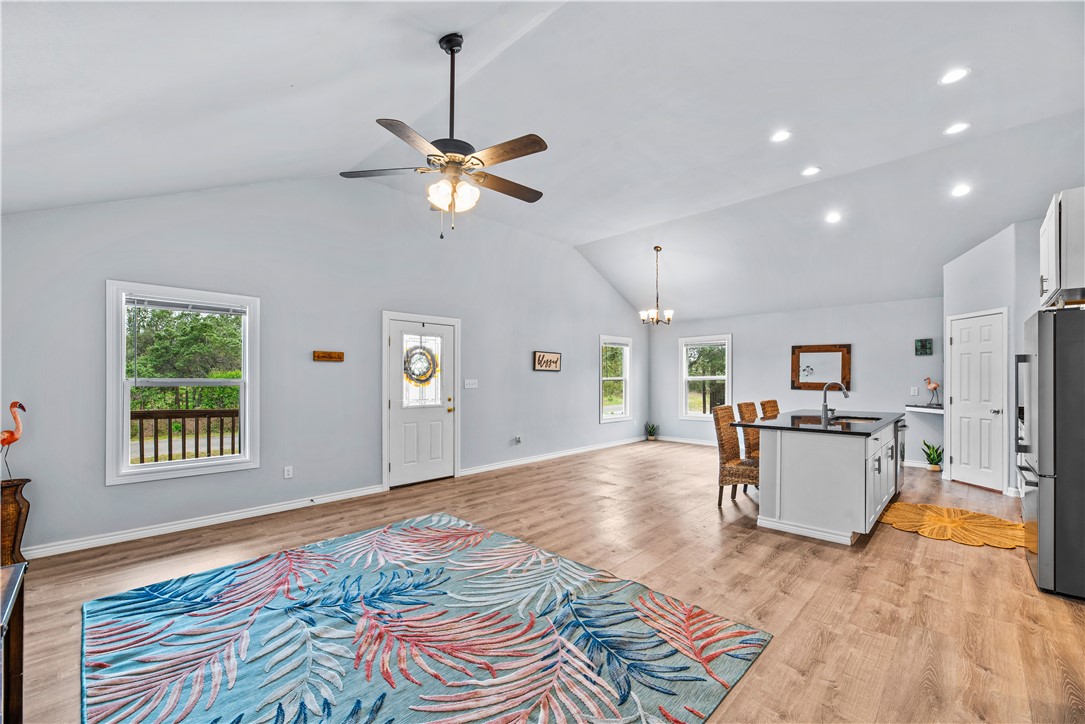 2111 Lone Star Property Photo 8