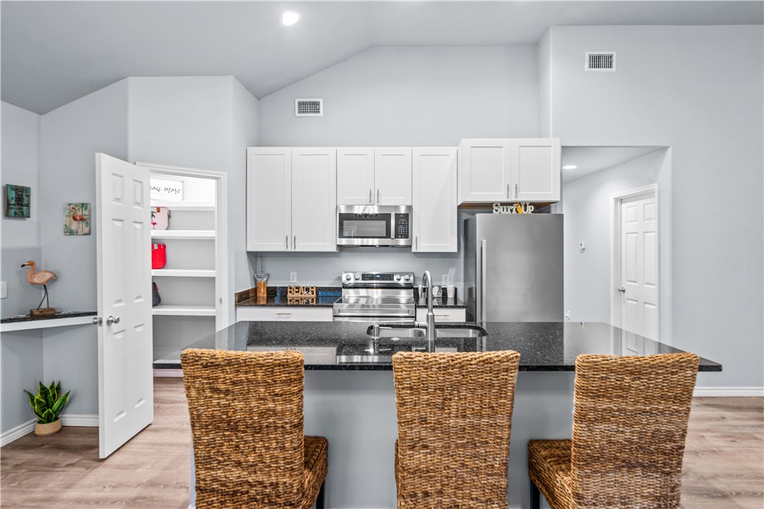 2111 Lone Star Property Photo 11