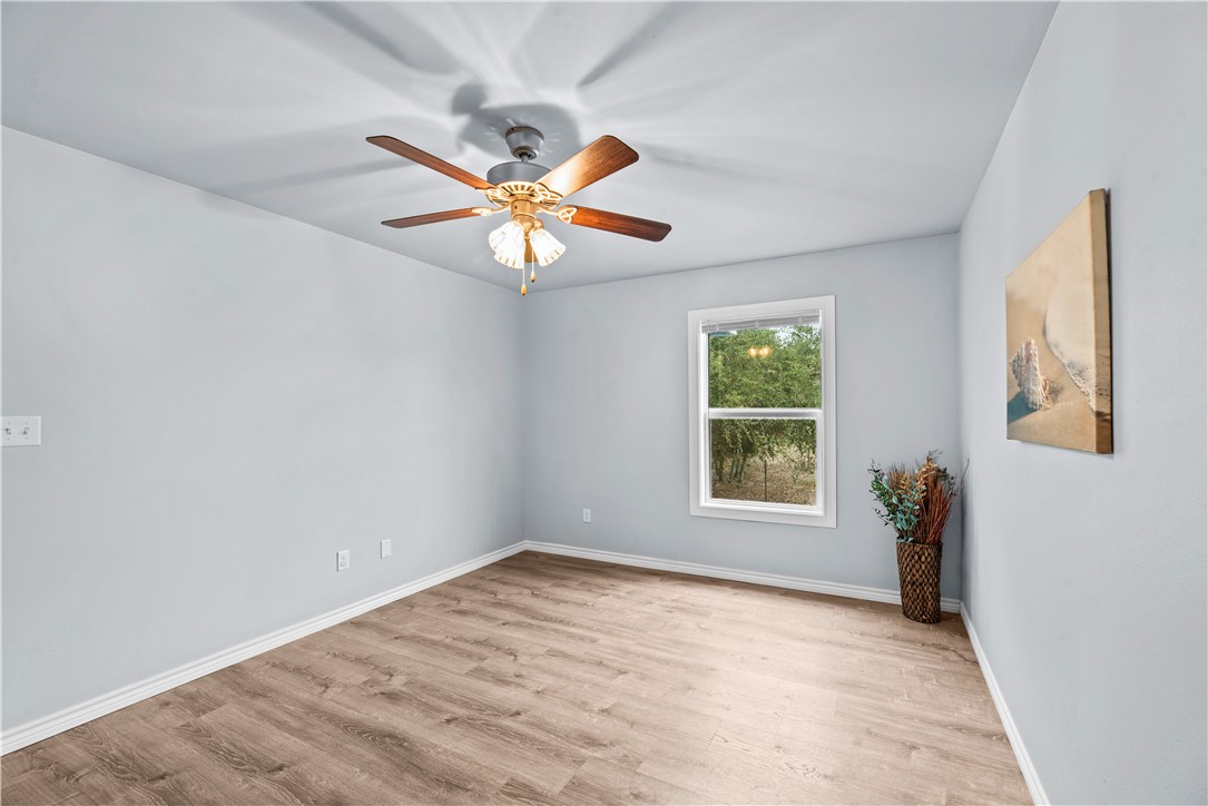 2111 Lone Star Property Photo 24