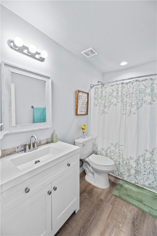 2111 Lone Star Property Photo 25