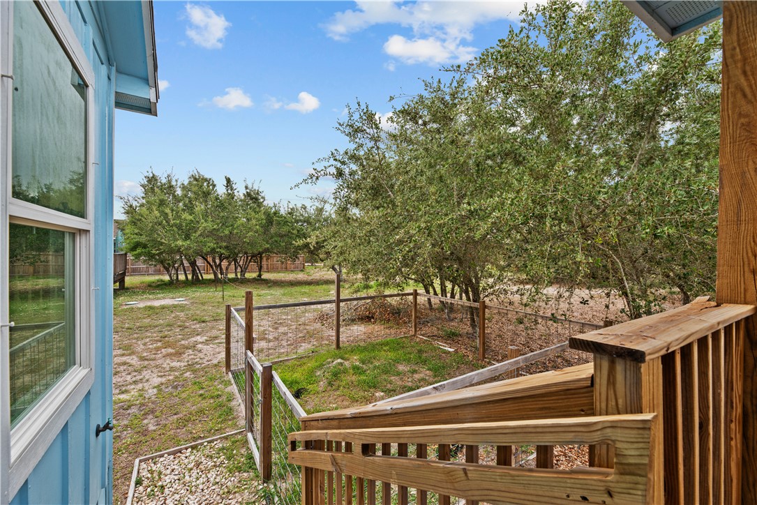 2111 Lone Star Property Photo 30
