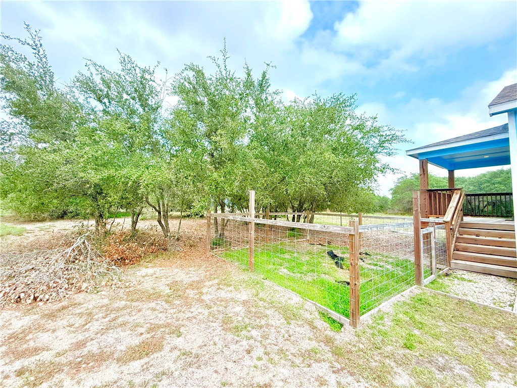 2111 Lone Star Property Photo 38