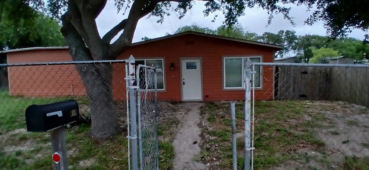 450 Skipper Lane Property Photo 1