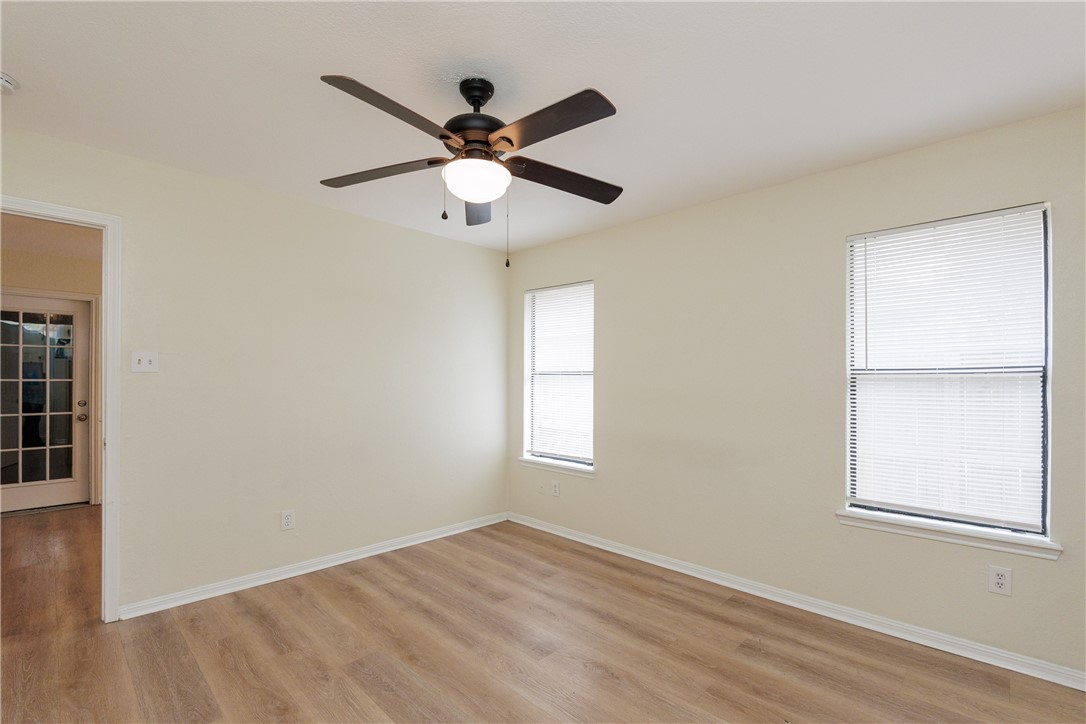 6117 Camwood Dr Property Photo 25