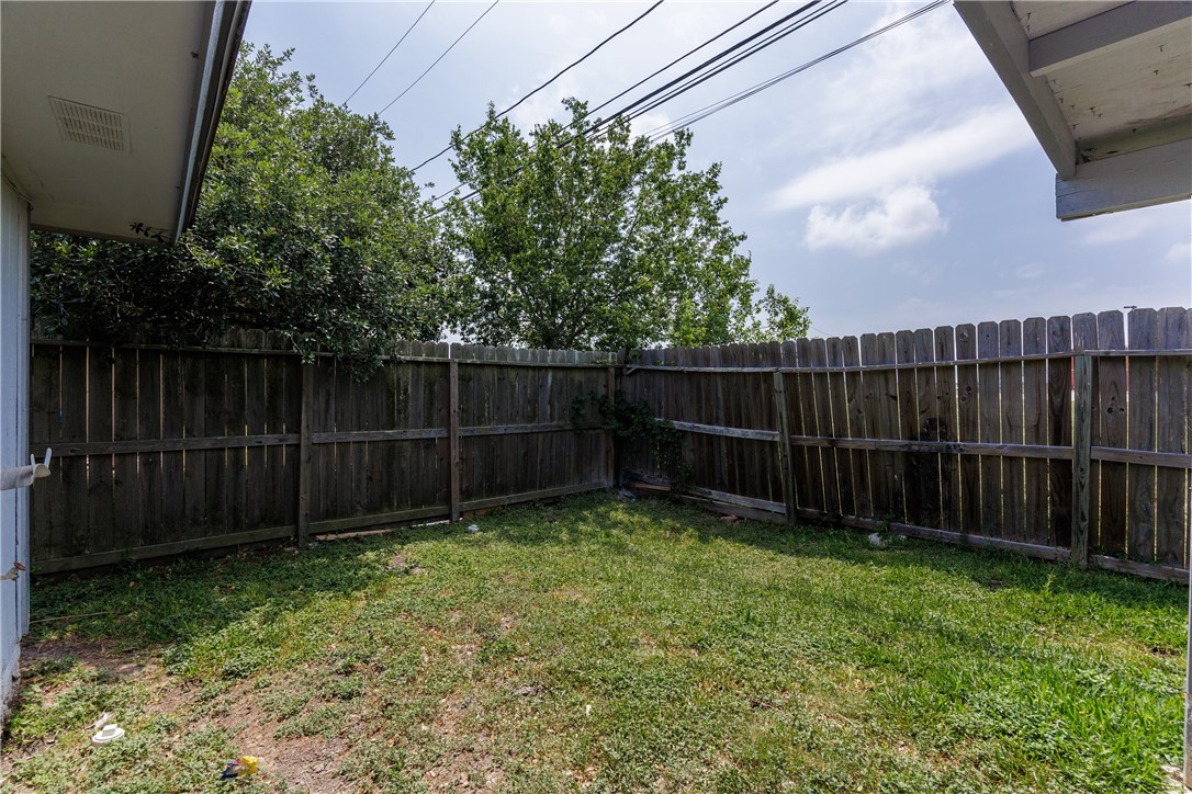 6117 Camwood Dr Property Photo 29