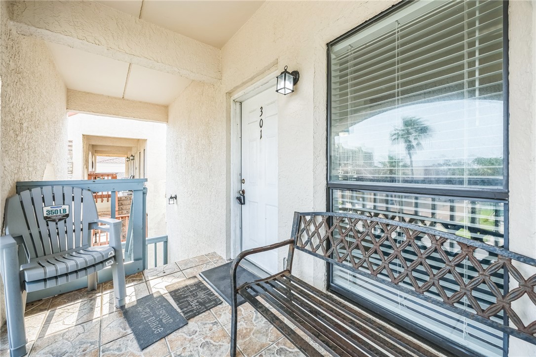 123 E Cora Lee Dr 301 Property Photo 7