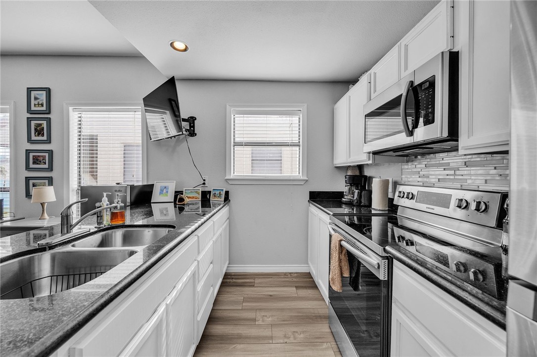 123 E Cora Lee Dr 301 Property Photo 20