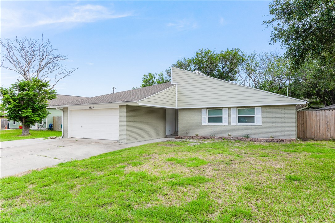 4925 Valley Stream Dr