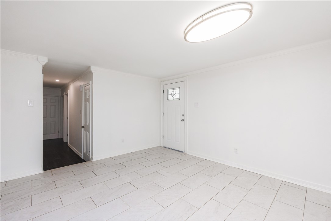 4925 Valley Stream Dr Property Photo 16