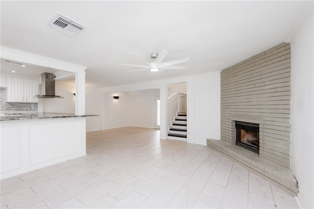 4925 Valley Stream Dr Property Photo 18