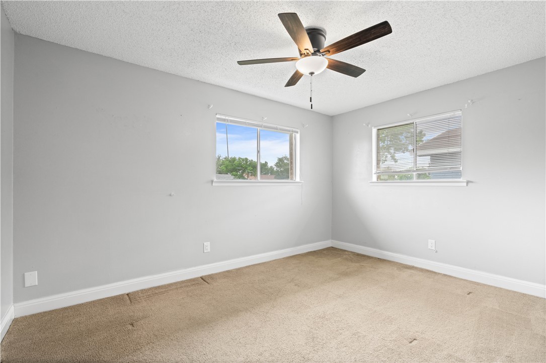 1729 Mermaid Dr Property Photo 14
