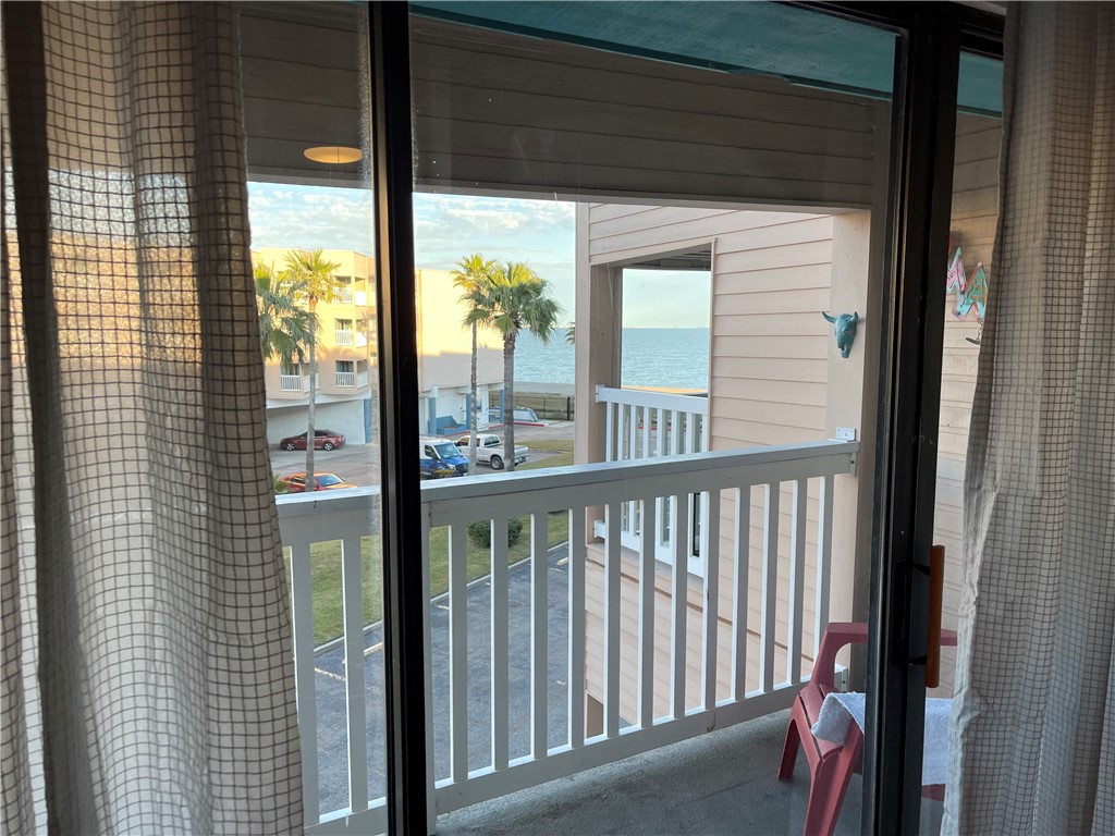3938 Surfside Blvd 2225 Property Photo 5