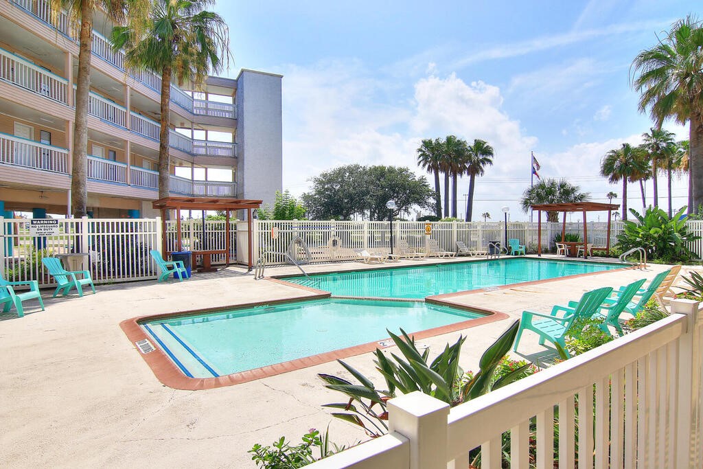3938 Surfside Blvd 2225 Property Photo 25