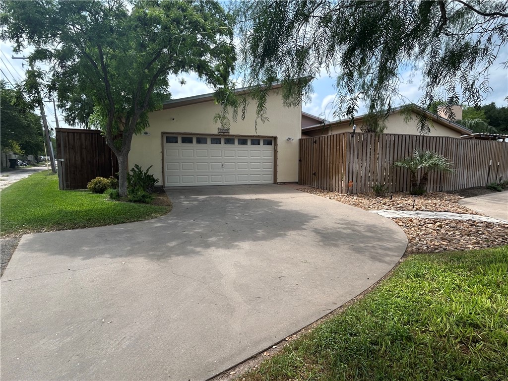 1504 Morningside Dr Property Photo