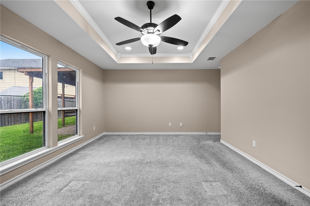 7406 Brush Creek Dr Property Photo 23