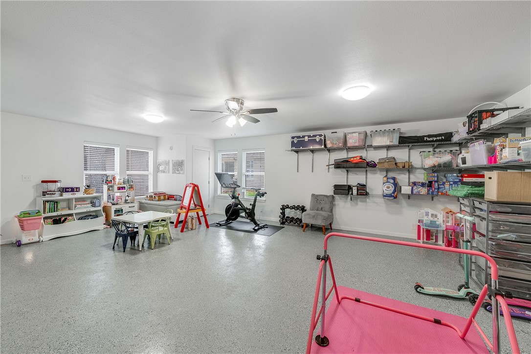 445 Williamson Pl Property Photo 38