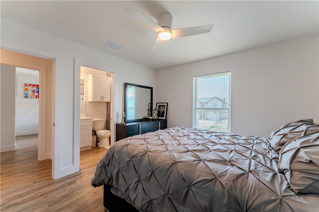 139 Redfish Property Photo 5
