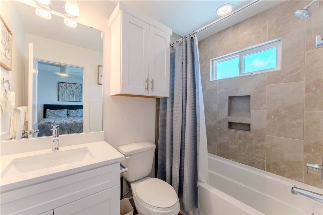 139 Redfish Property Photo 6