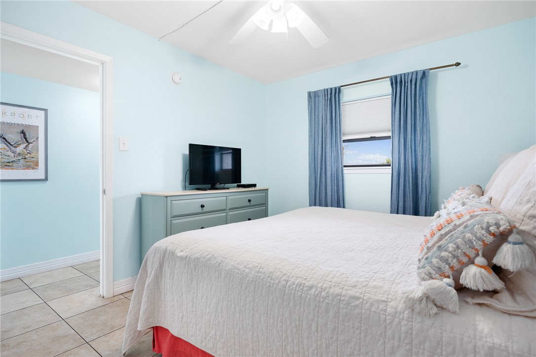 1021 Water St 214 Property Photo 7