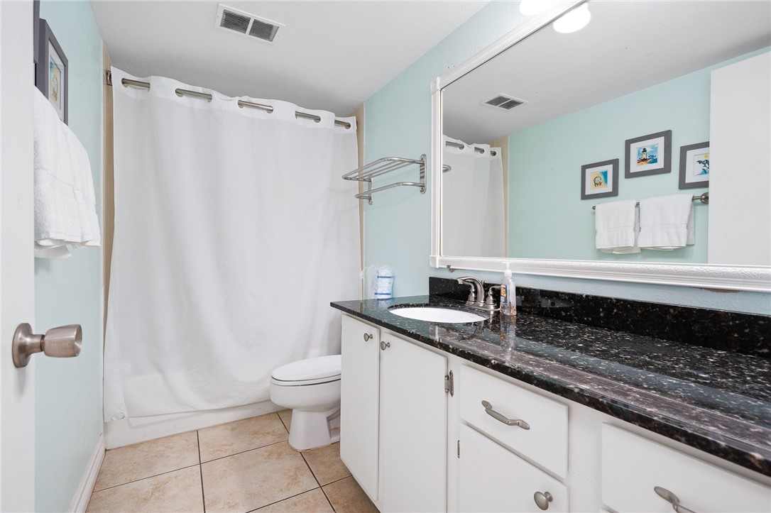 1021 Water St 214 Property Photo 8