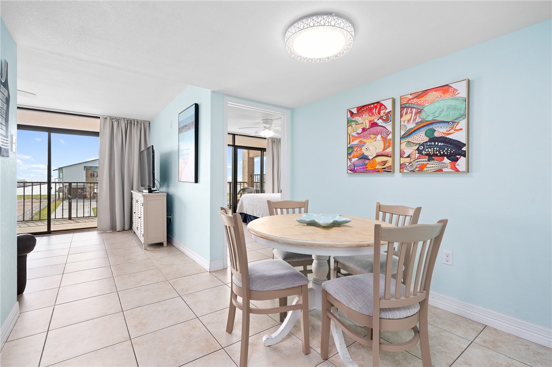 1021 Water St 214 Property Photo 9