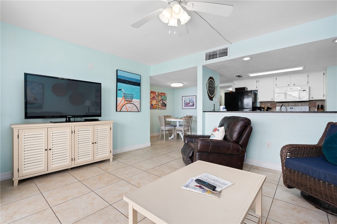 1021 Water St 214 Property Photo 18