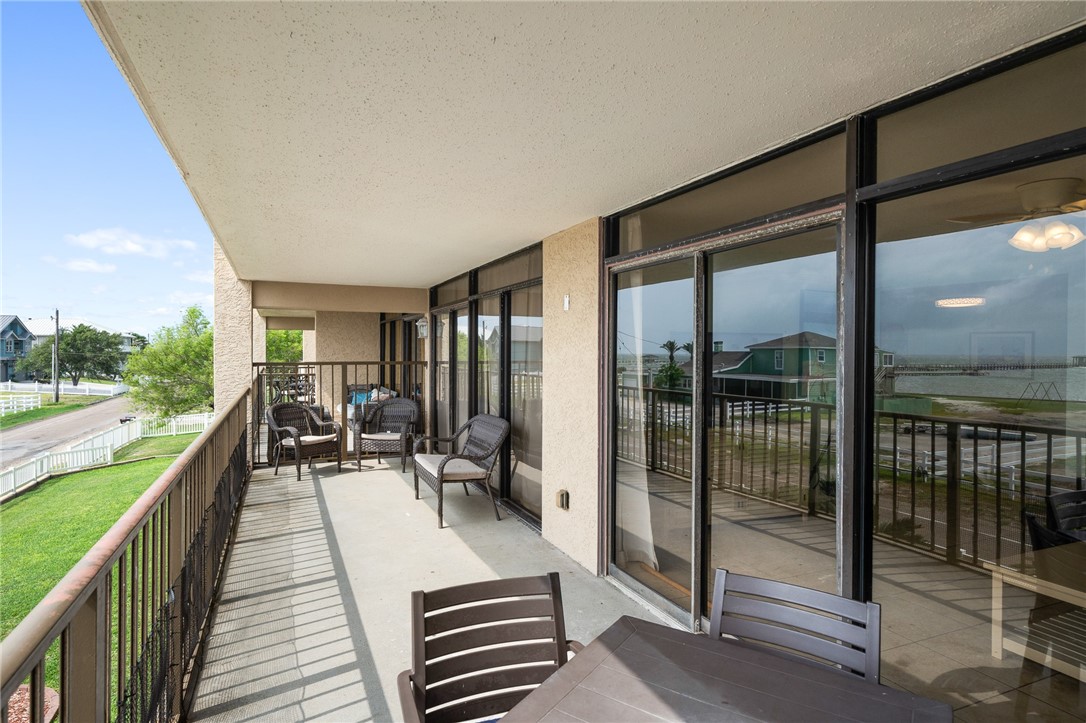 1021 Water St 214 Property Photo 25