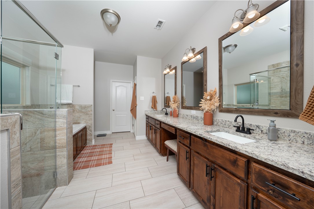 3141 Piranha Dr Property Photo 25