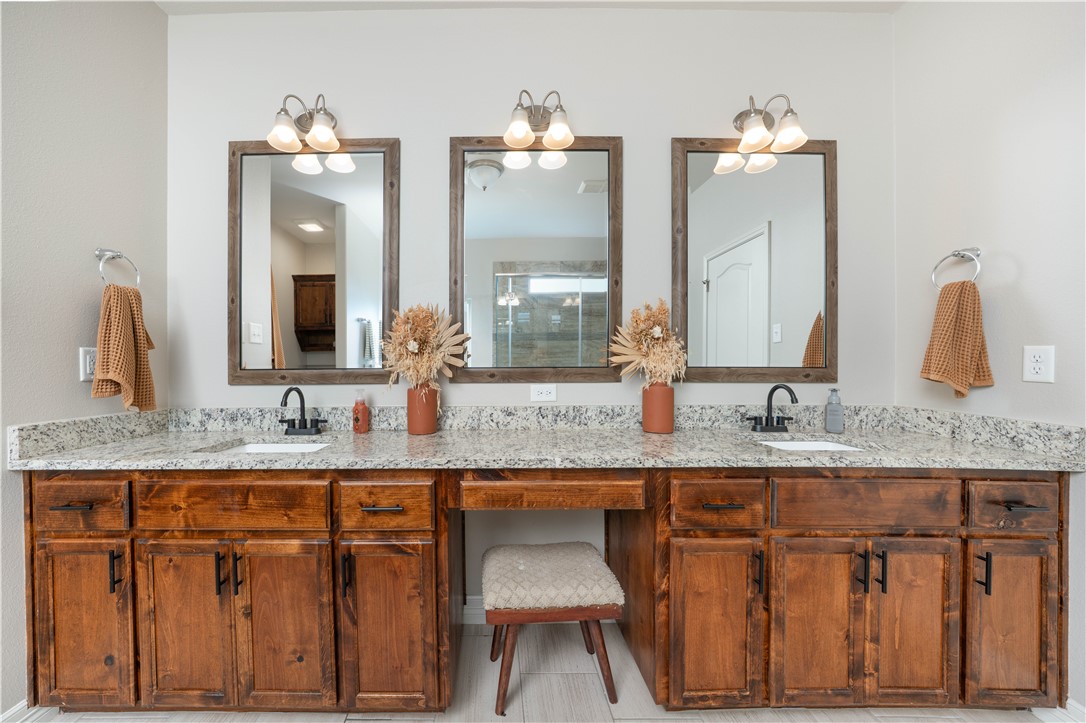 3141 Piranha Dr Property Photo 27