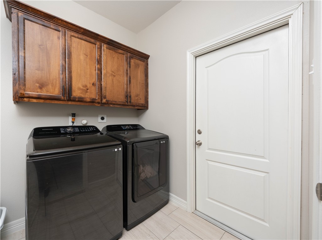 3141 Piranha Dr Property Photo 30