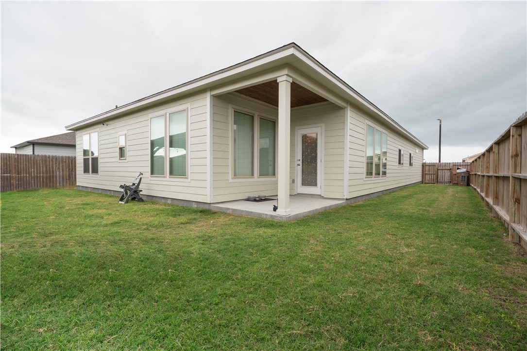 3141 Piranha Dr Property Photo 31