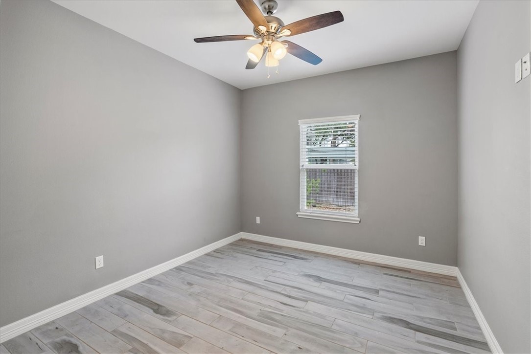 14342 Scallop St Property Photo 24