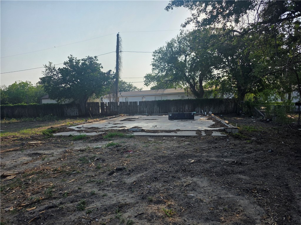 2606 Mccain Dr Property Photo 2