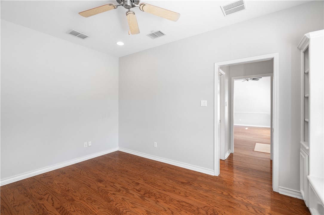 108 Black Diamond Property Photo 27