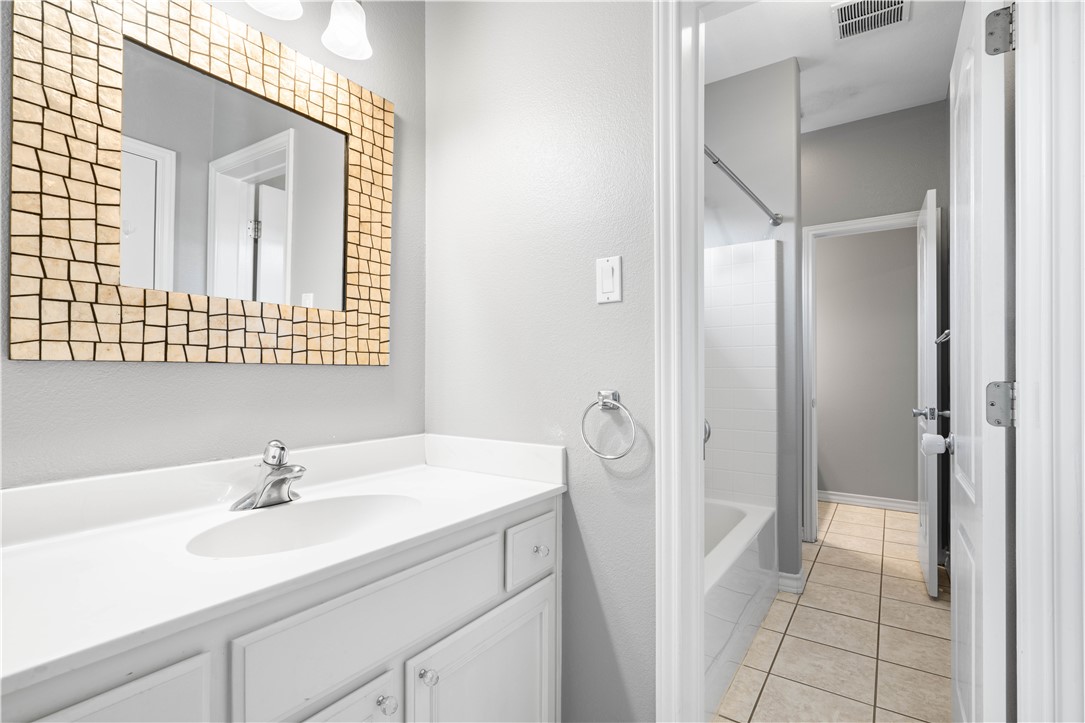 108 Black Diamond Property Photo 32