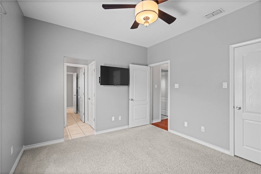 108 Black Diamond Property Photo 34
