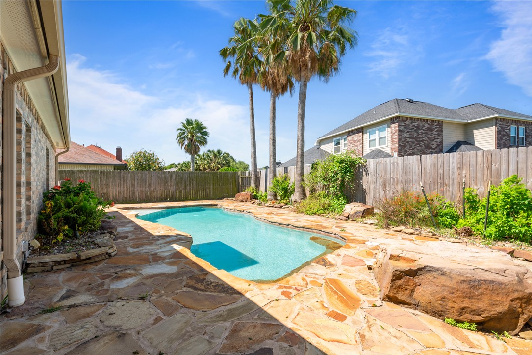 108 Black Diamond Property Photo 36