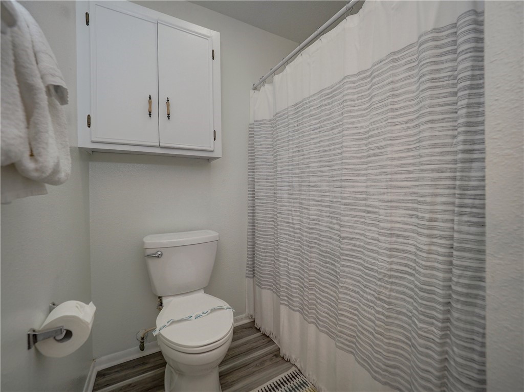 501 6th St Property Photo 18